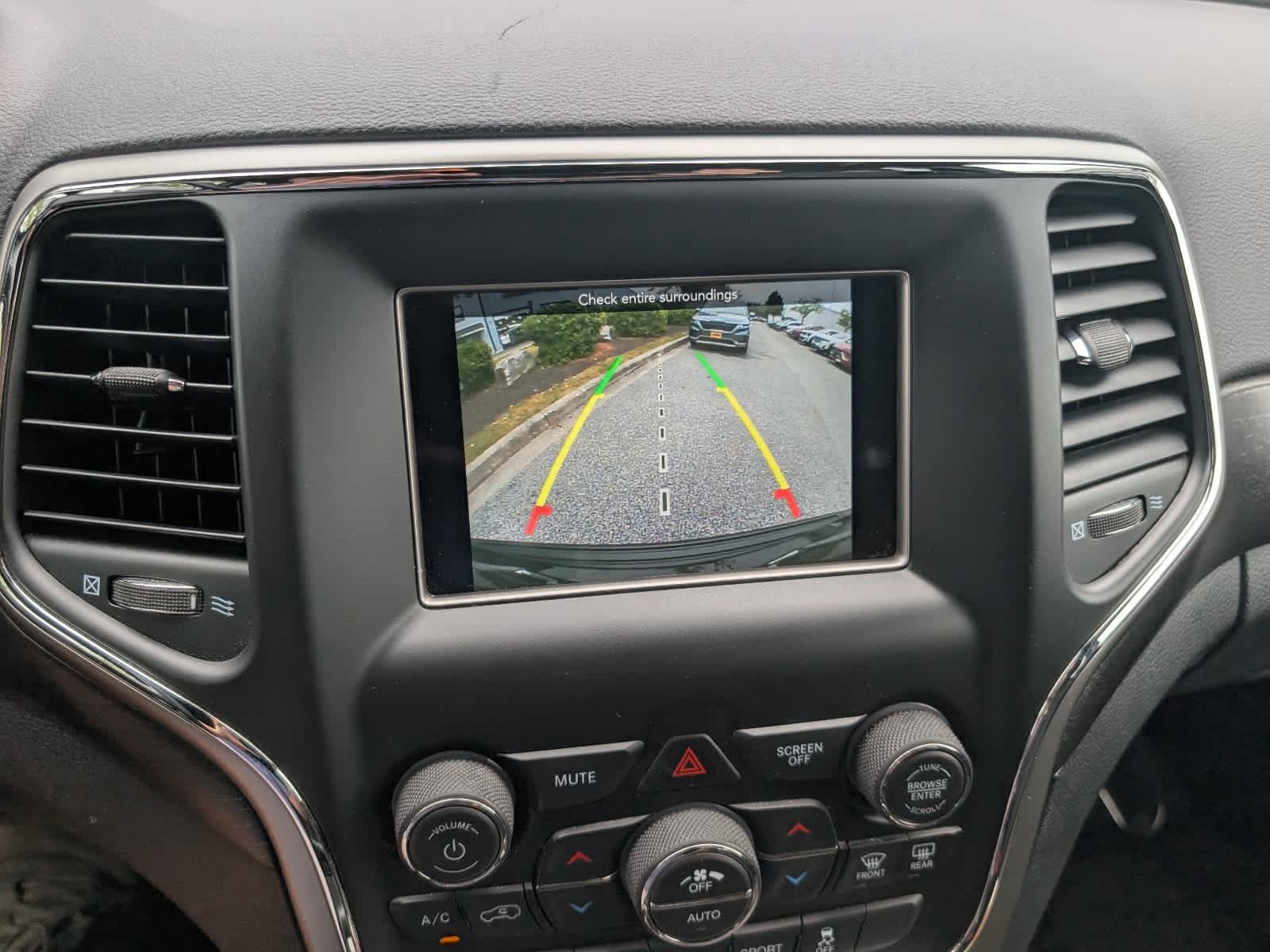 2018 Jeep Grand Cherokee Laredo E 4x4