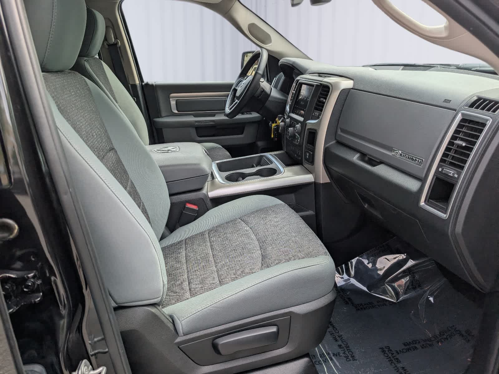 2018 RAM 1500 Big Horn Quad Cab 4x4 6'4" Box