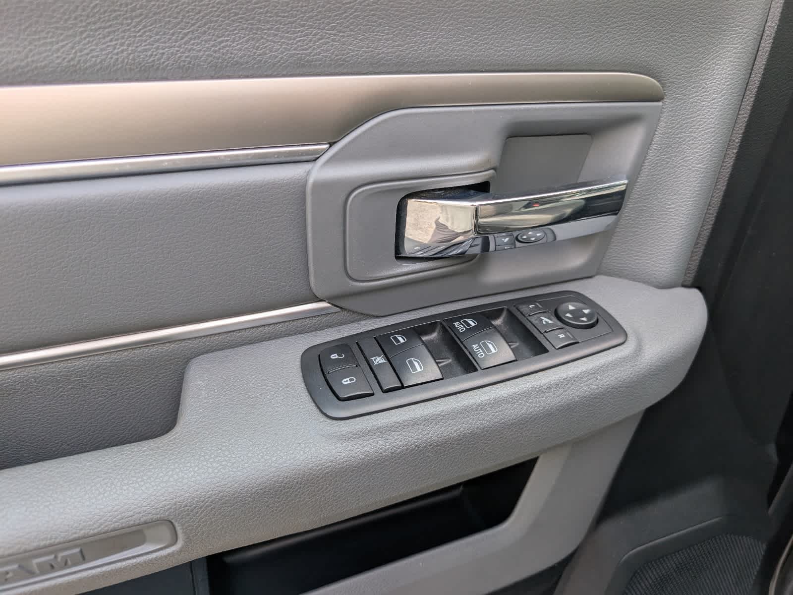 2018 RAM 1500 Big Horn Quad Cab 4x4 6'4" Box