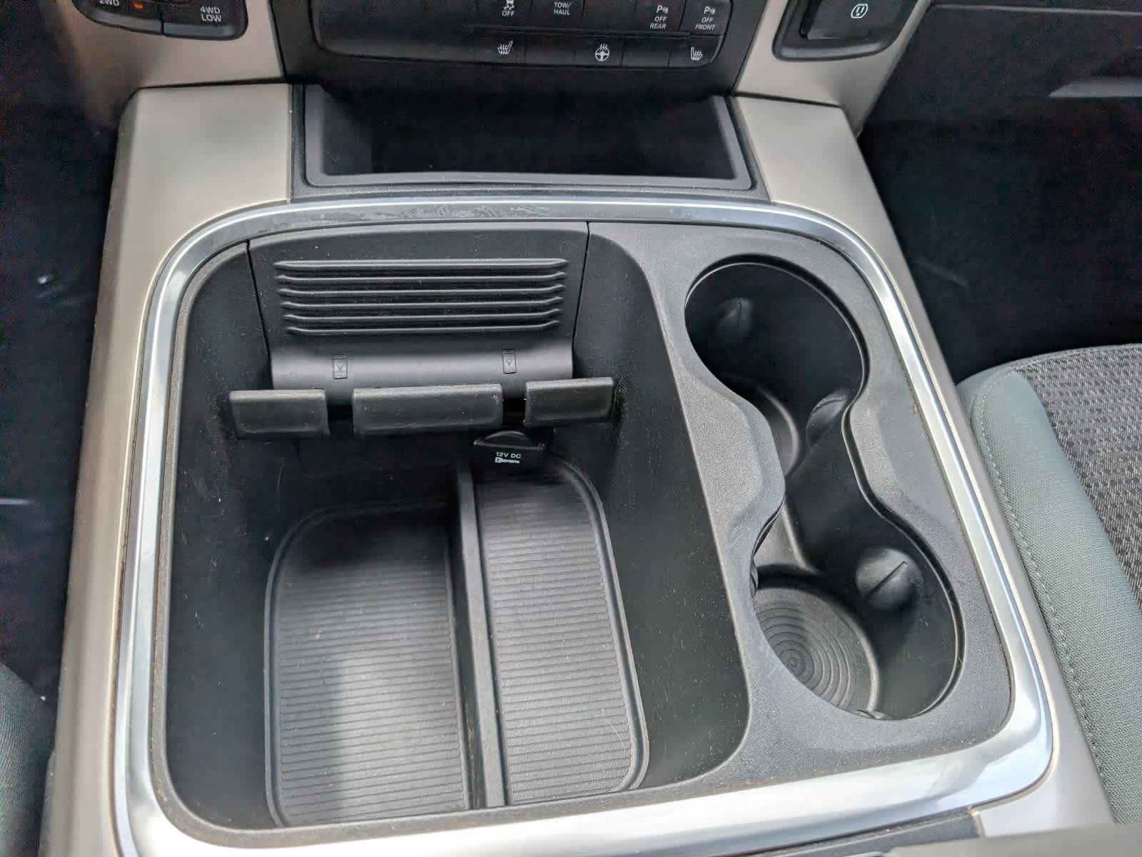 2018 RAM 1500 Big Horn Quad Cab 4x4 6'4" Box
