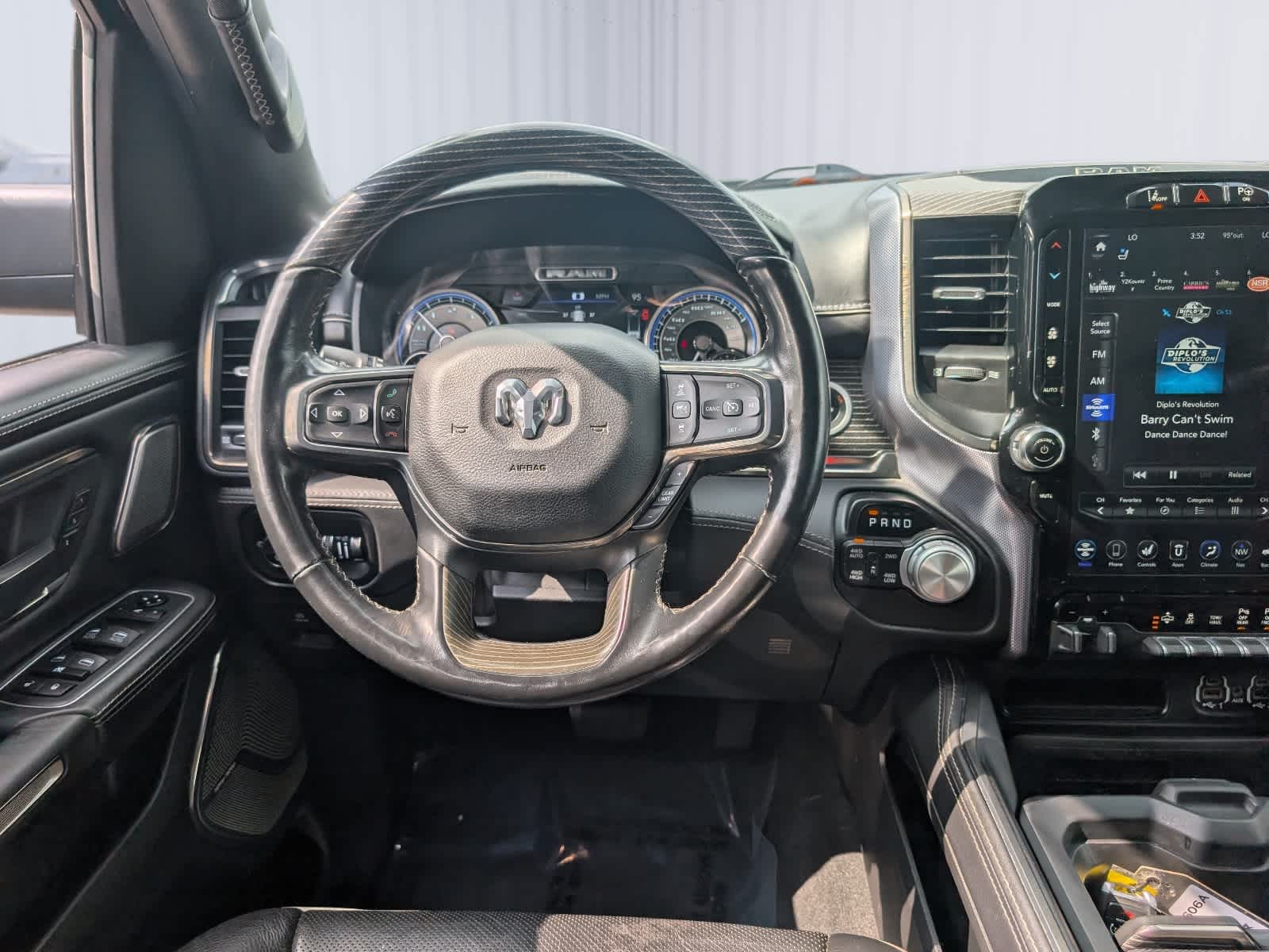 2020 RAM 1500 Limited Crew Cab 4x4 5'7" Box