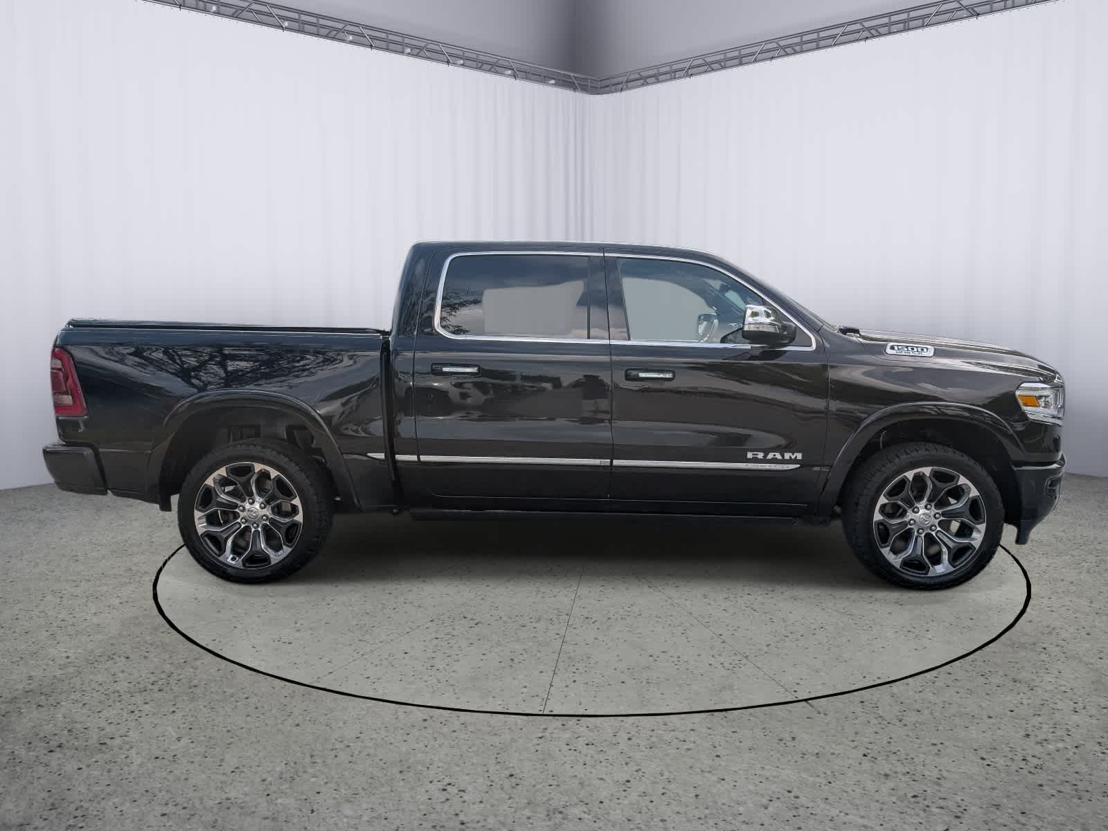 2020 RAM 1500 Limited Crew Cab 4x4 5'7" Box