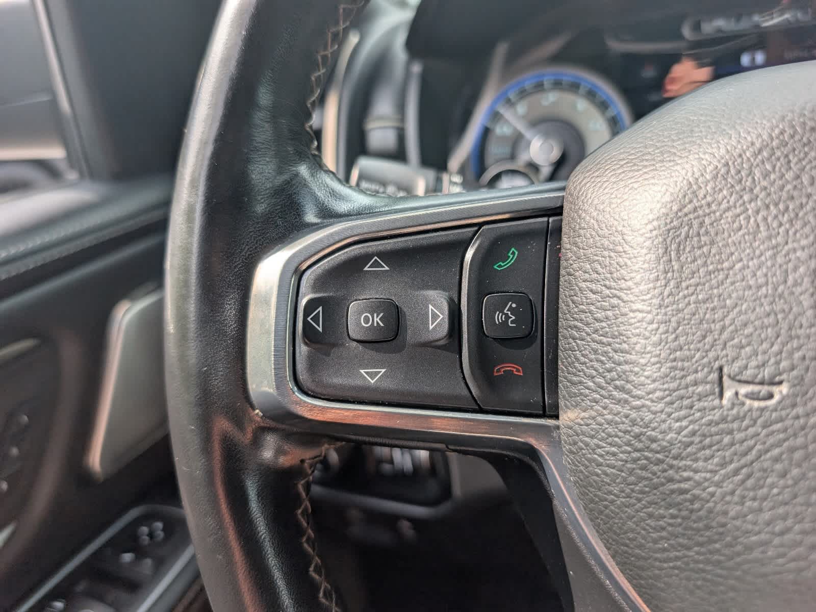 2020 RAM 1500 Limited Crew Cab 4x4 5'7" Box