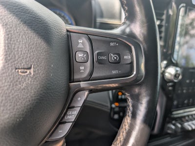 2020 RAM 1500 Limited Crew Cab 4x4 5'7" Box