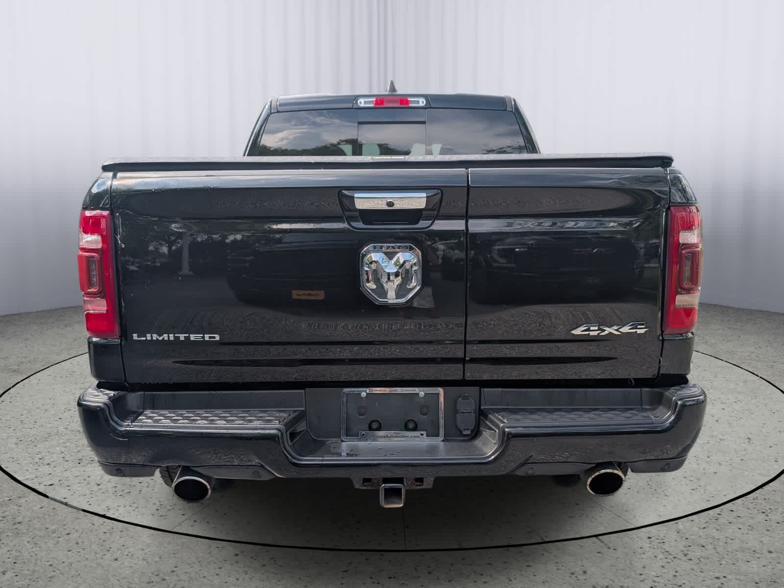 2020 RAM 1500 Limited Crew Cab 4x4 5'7" Box