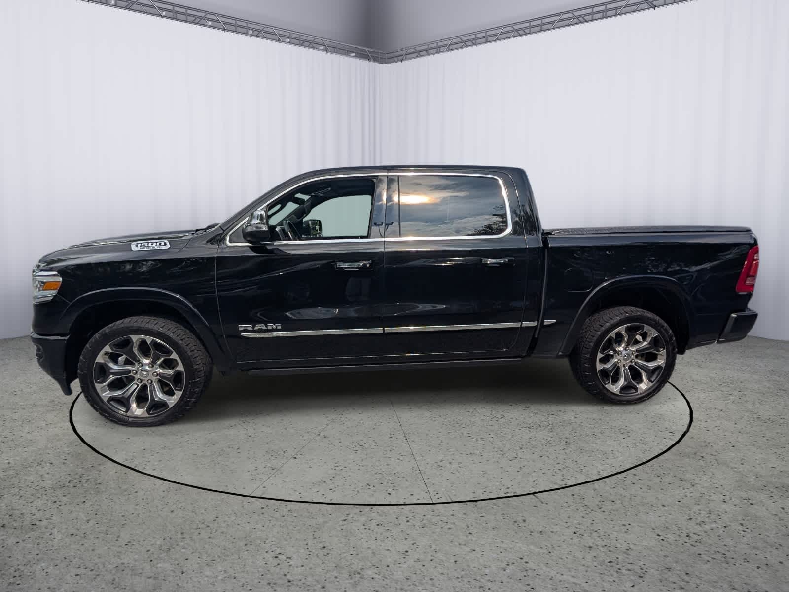 2020 RAM 1500 Limited Crew Cab 4x4 5'7" Box
