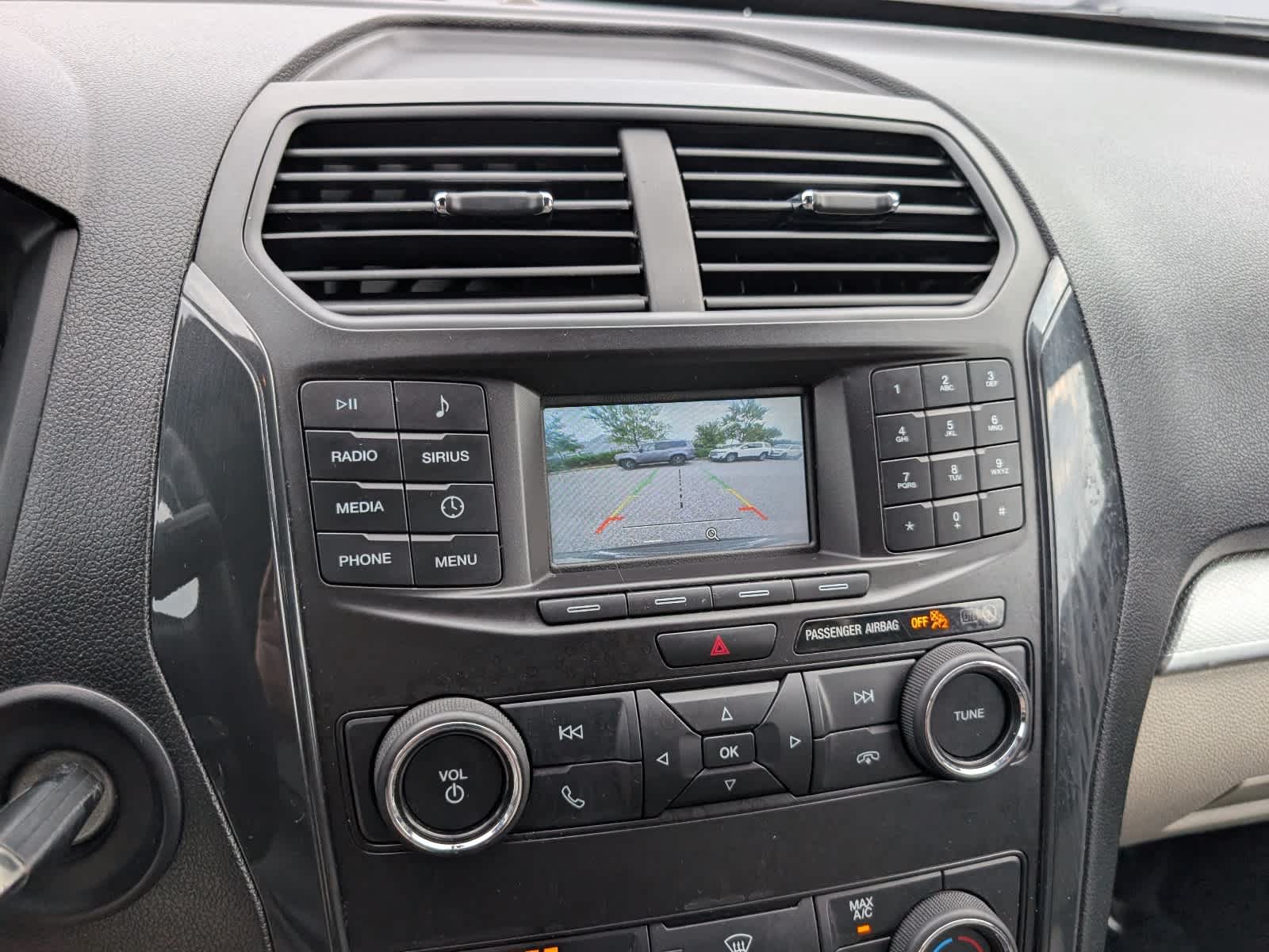 2018 Ford Explorer Base