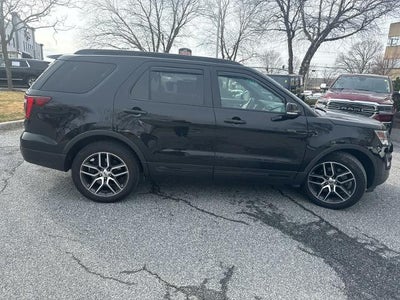 2017 Ford Explorer Sport