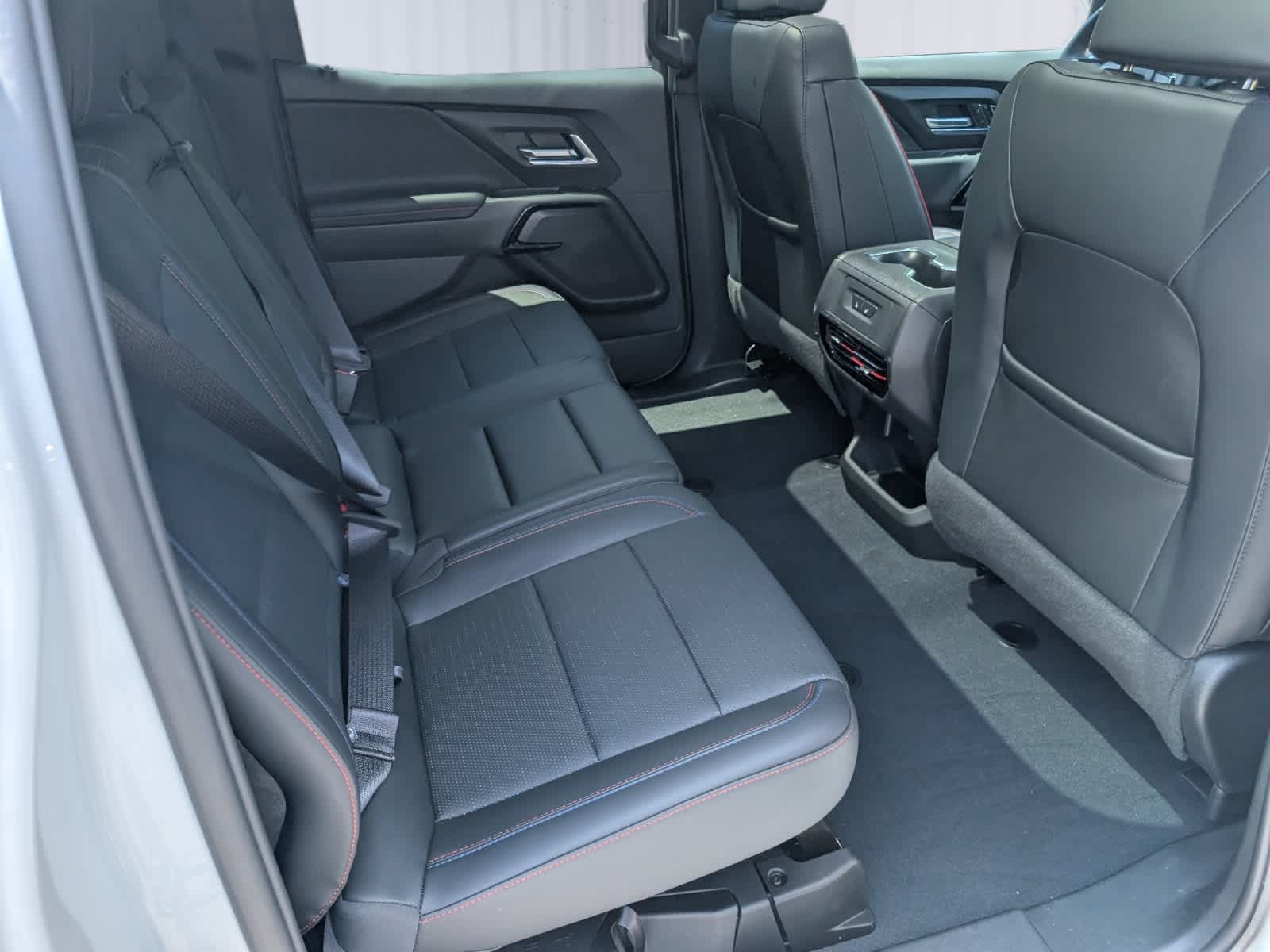 2025 Chevrolet Silverado EV RST - Max Range