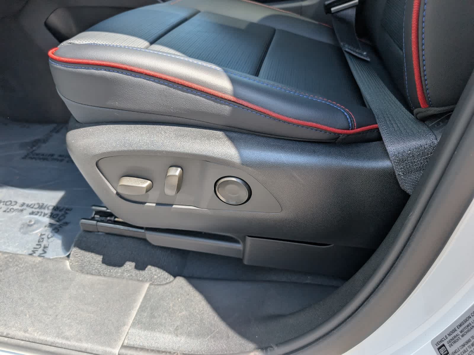 2025 Chevrolet Silverado EV RST - Max Range