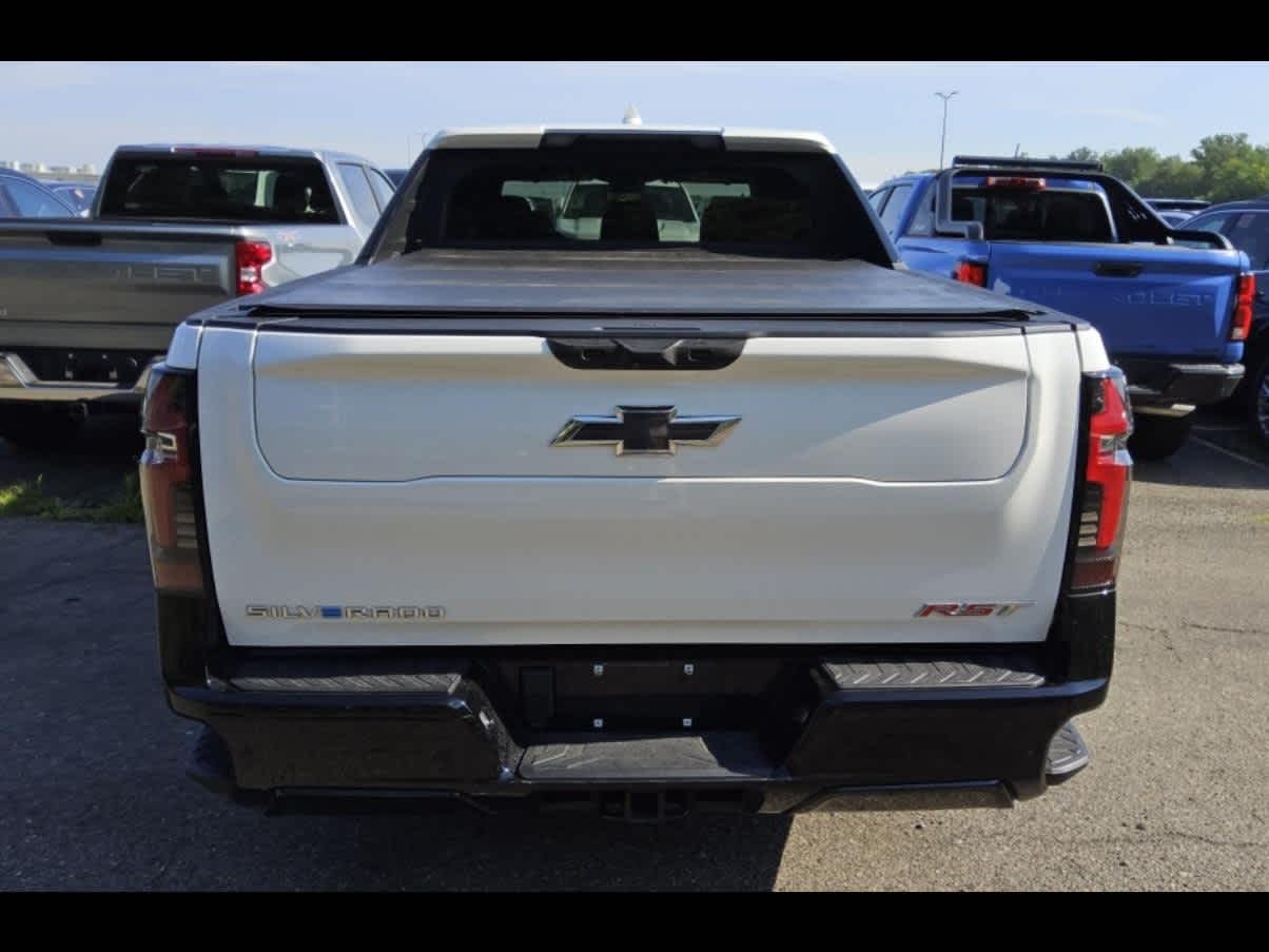 2025 Chevrolet Silverado EV RST - Max Range
