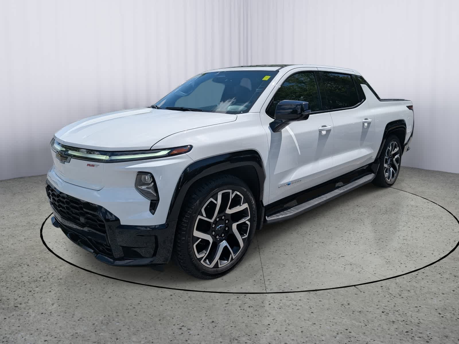2025 Chevrolet Silverado EV RST - Max Range