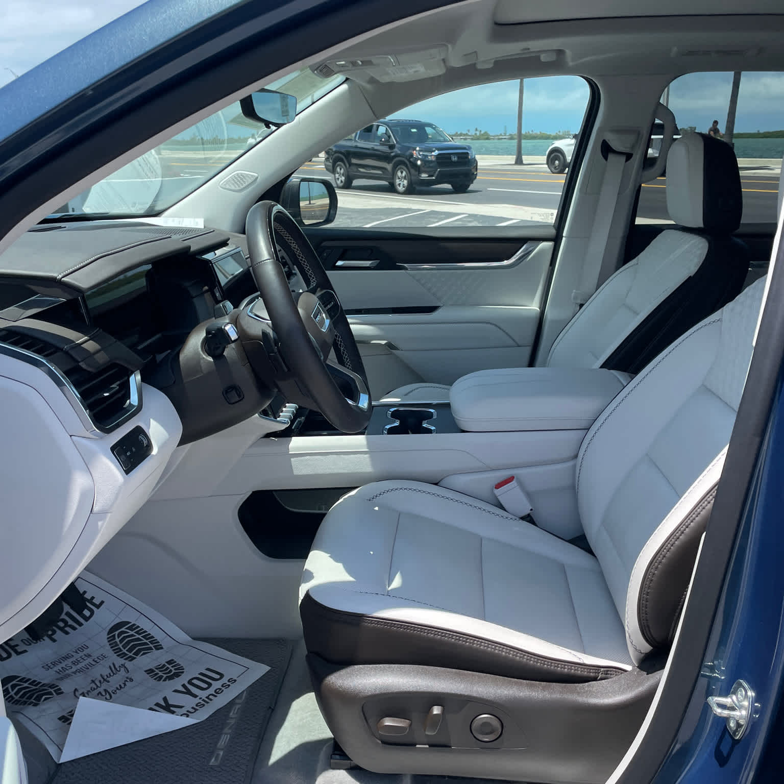 2025 GMC Acadia Denali