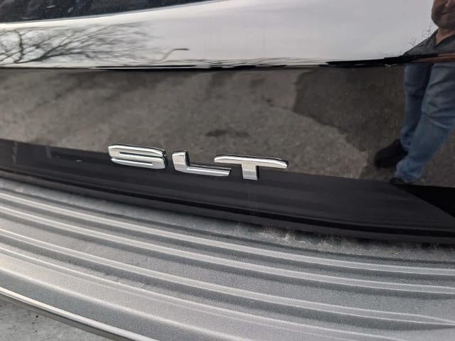 2024 GMC Yukon SLT