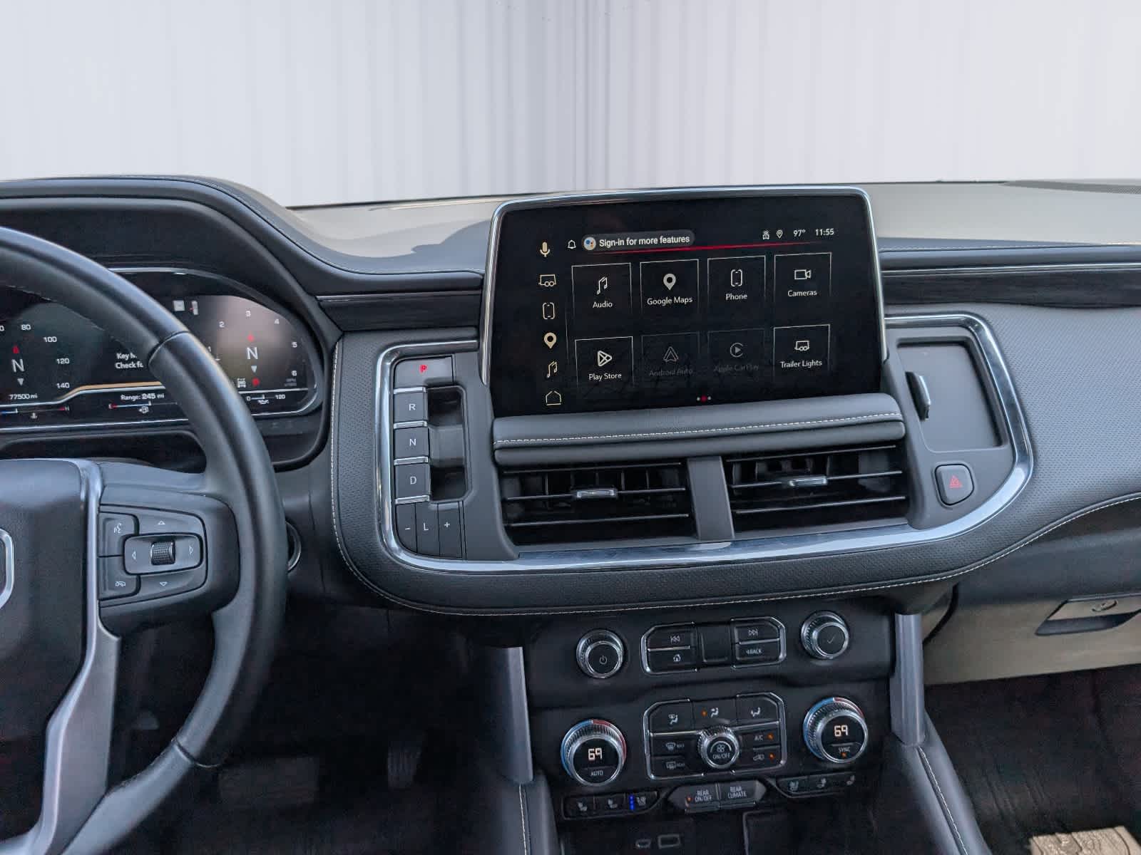 2023 GMC Yukon SLT