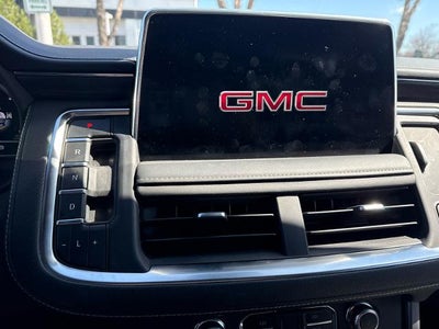 2023 GMC Yukon SLT