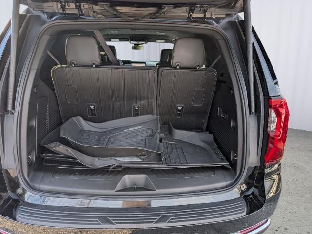 2025 GMC Yukon Elevation