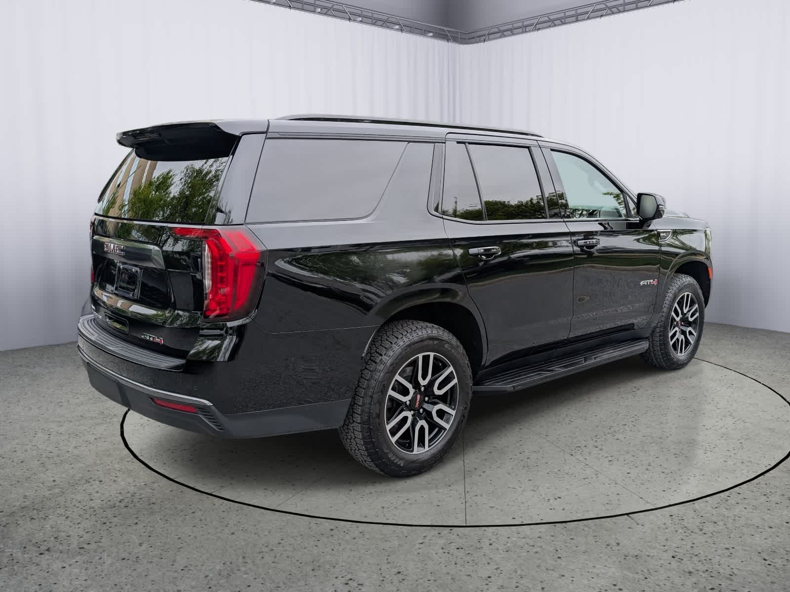 2022 GMC Yukon AT4