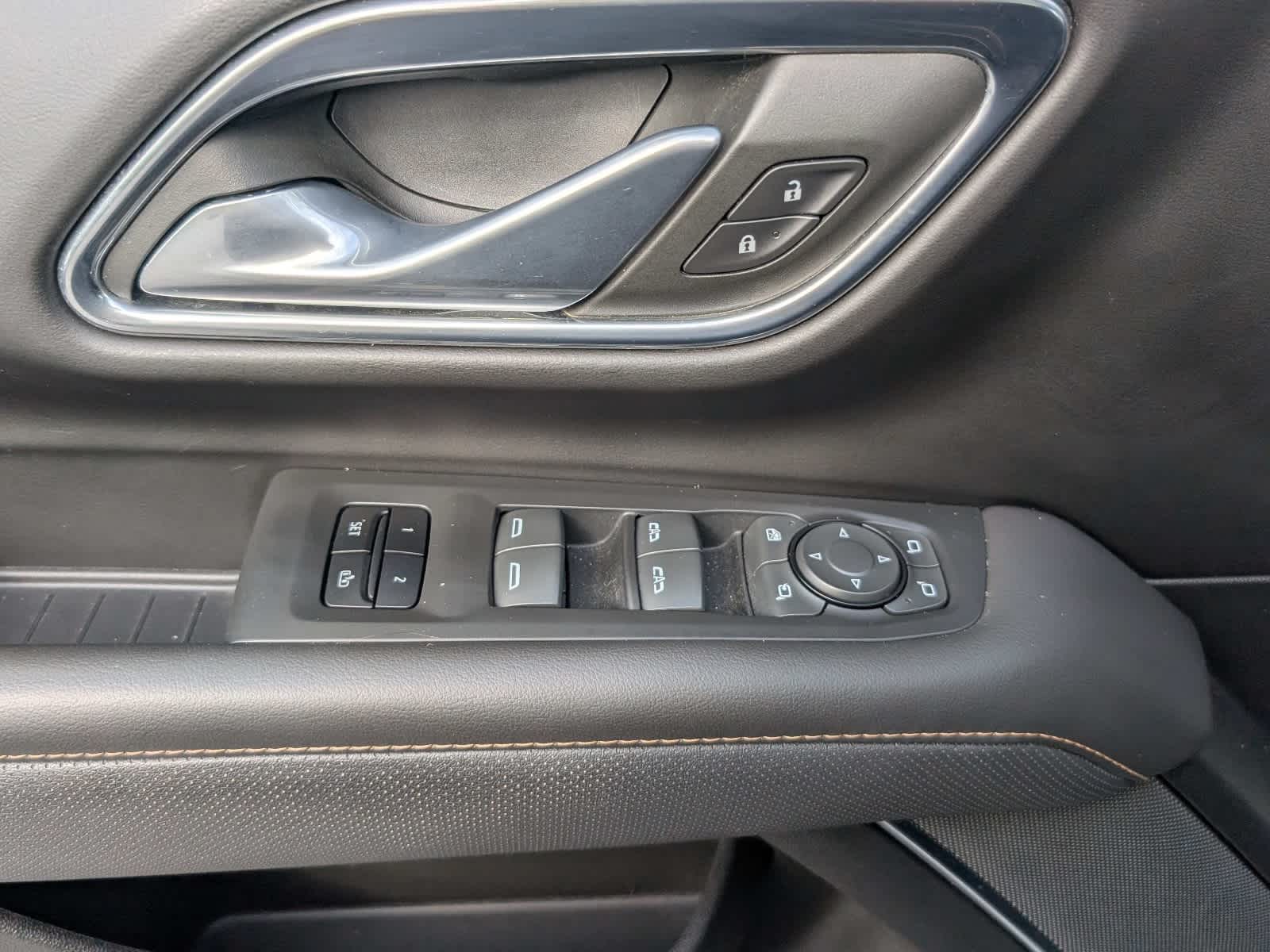 2023 GMC Yukon XL AT4