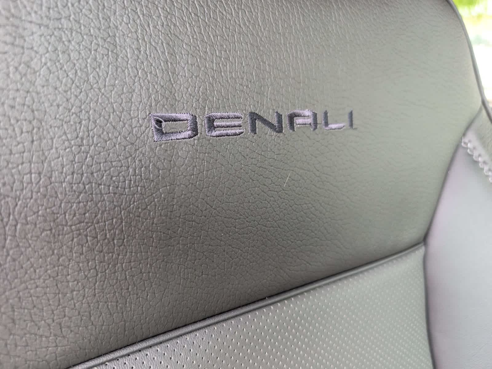 2024 GMC Yukon XL Denali