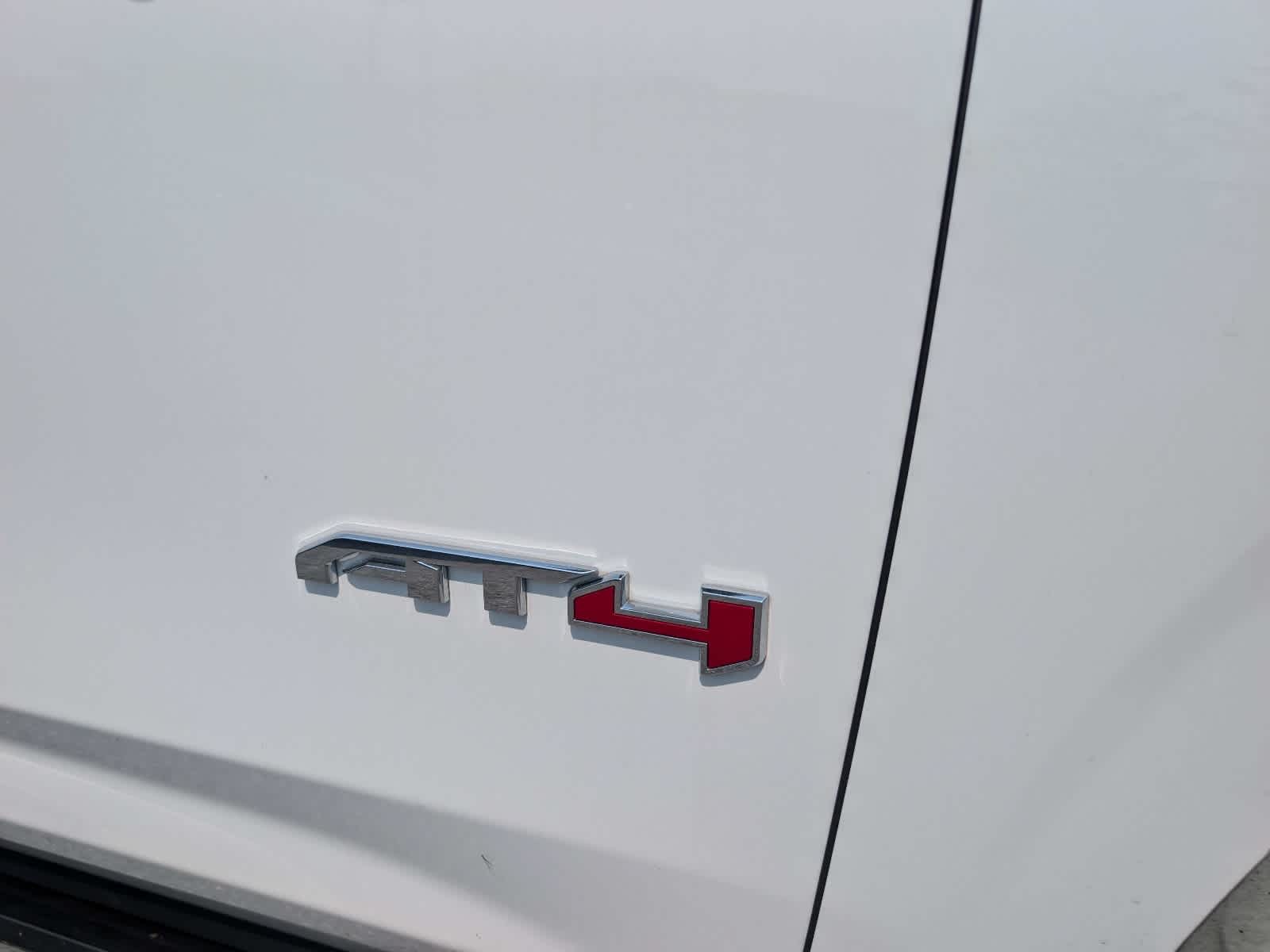 2025 GMC Yukon AT4 Ultimate