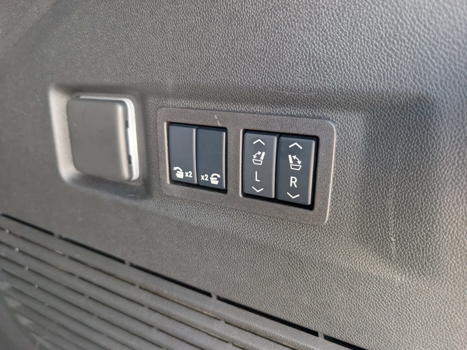 2025 GMC Yukon AT4 Ultimate