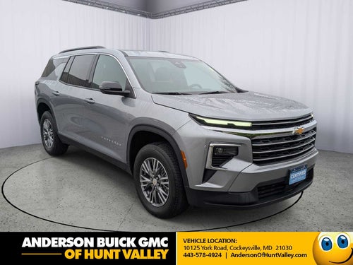 2025 Chevrolet Traverse LT