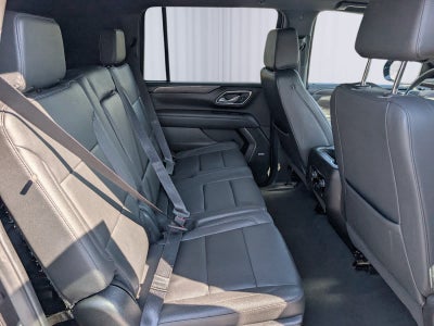 2023 Chevrolet Suburban LT