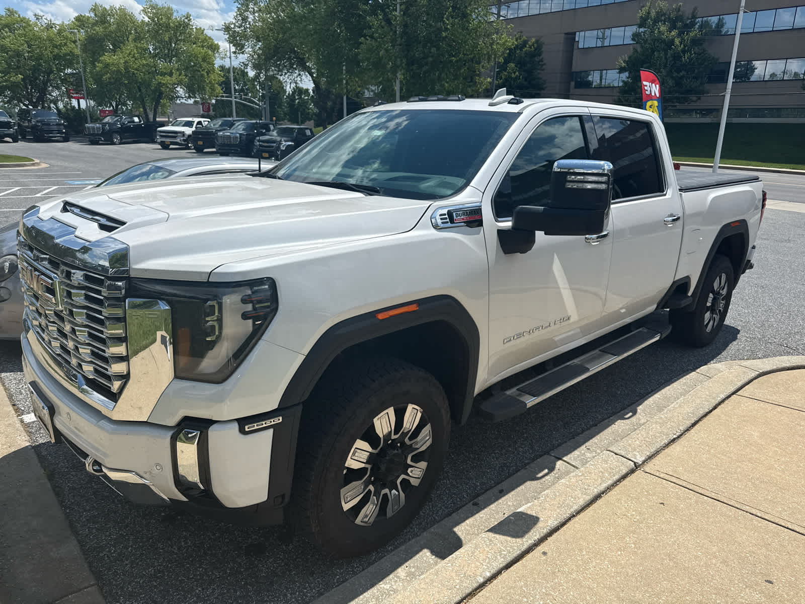 2025 GMC Sierra 2500 HD Denali