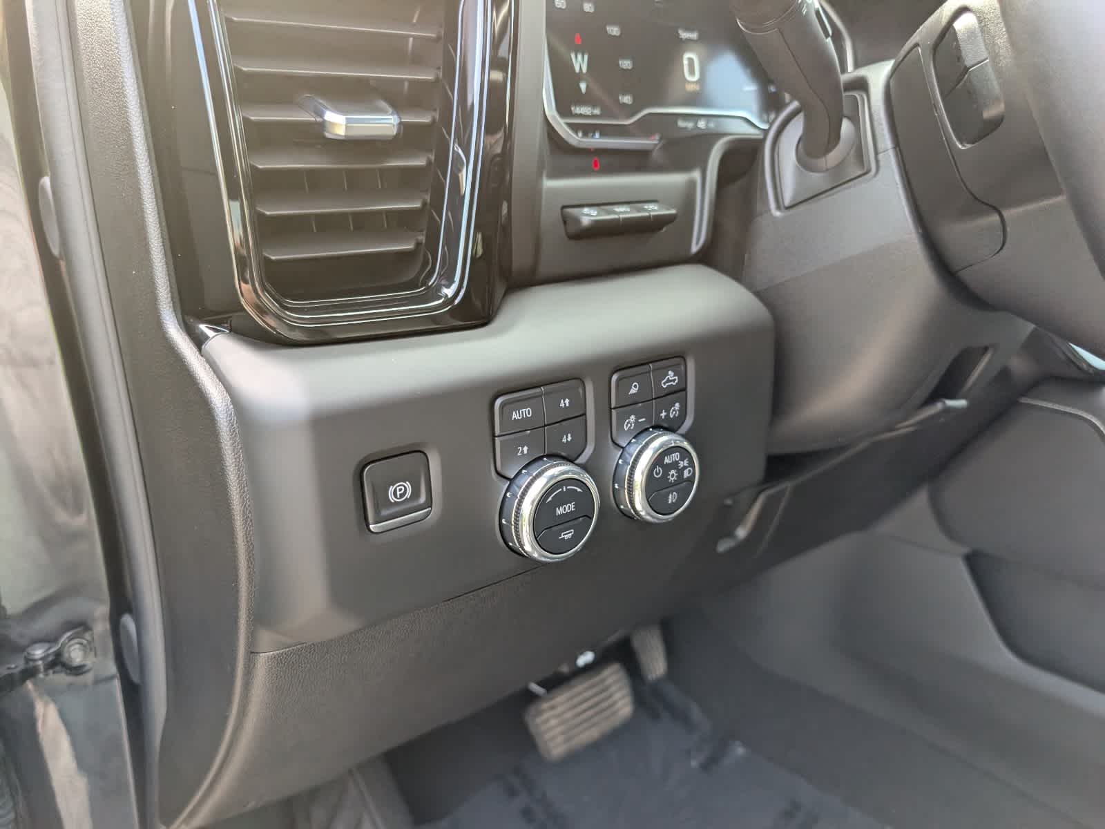 2025 GMC Sierra 2500 HD AT4X
