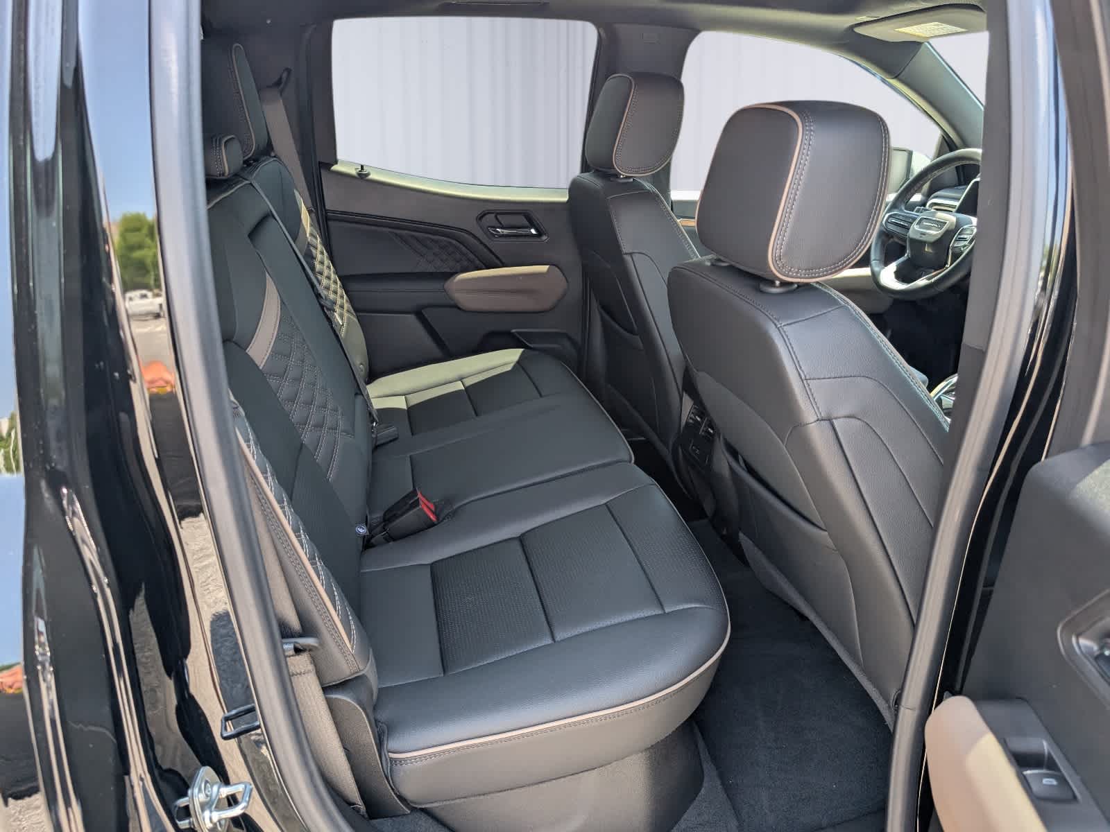 2025 GMC Canyon Denali