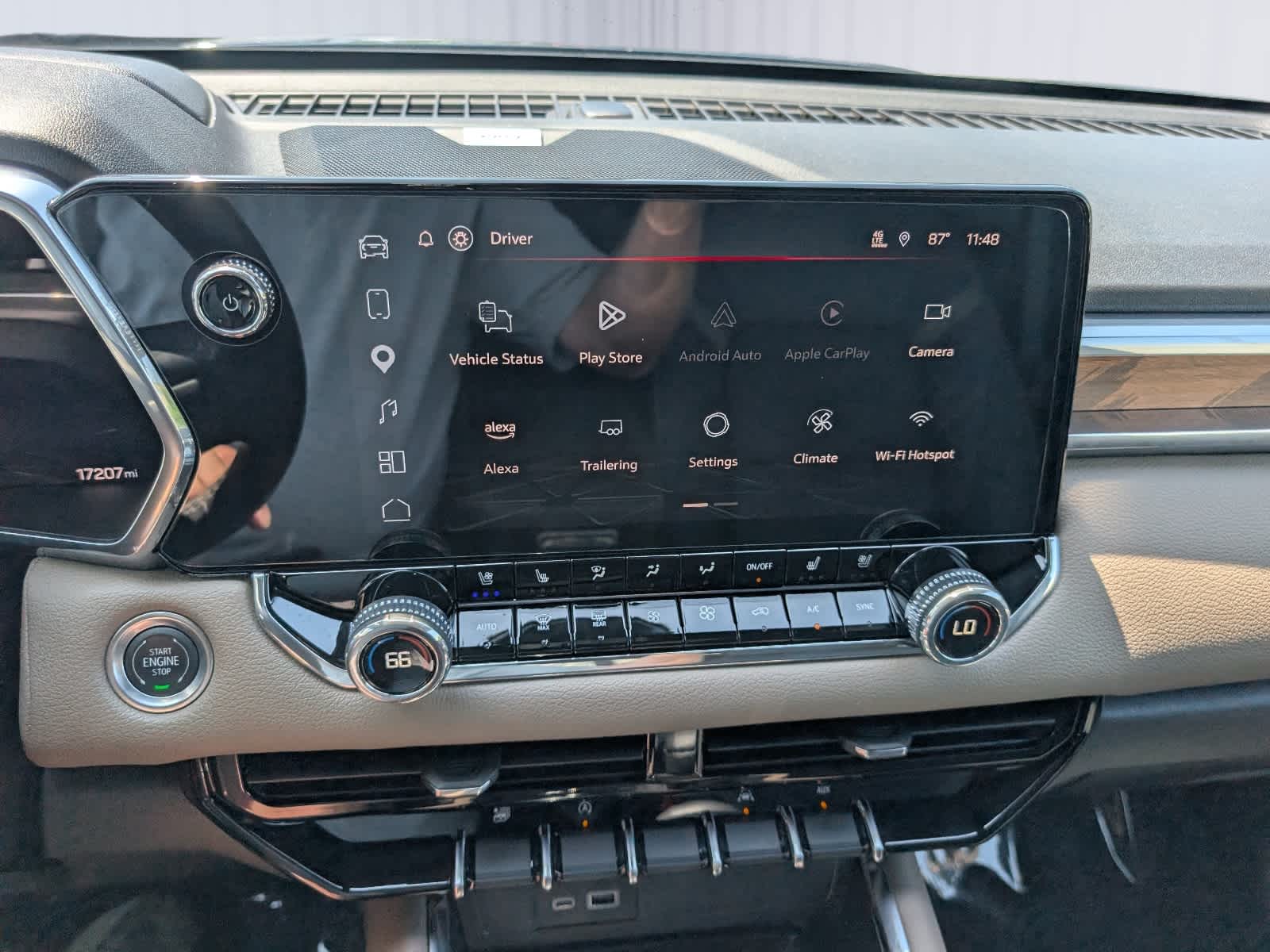 2025 GMC Canyon Denali