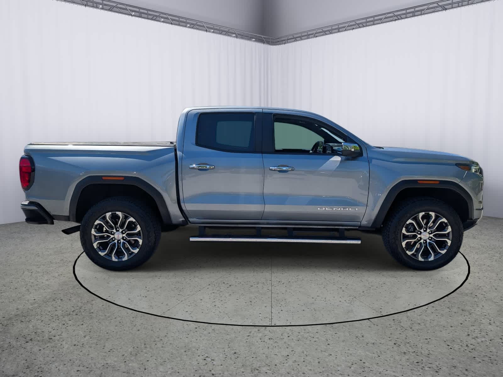 2023 GMC Canyon Denali