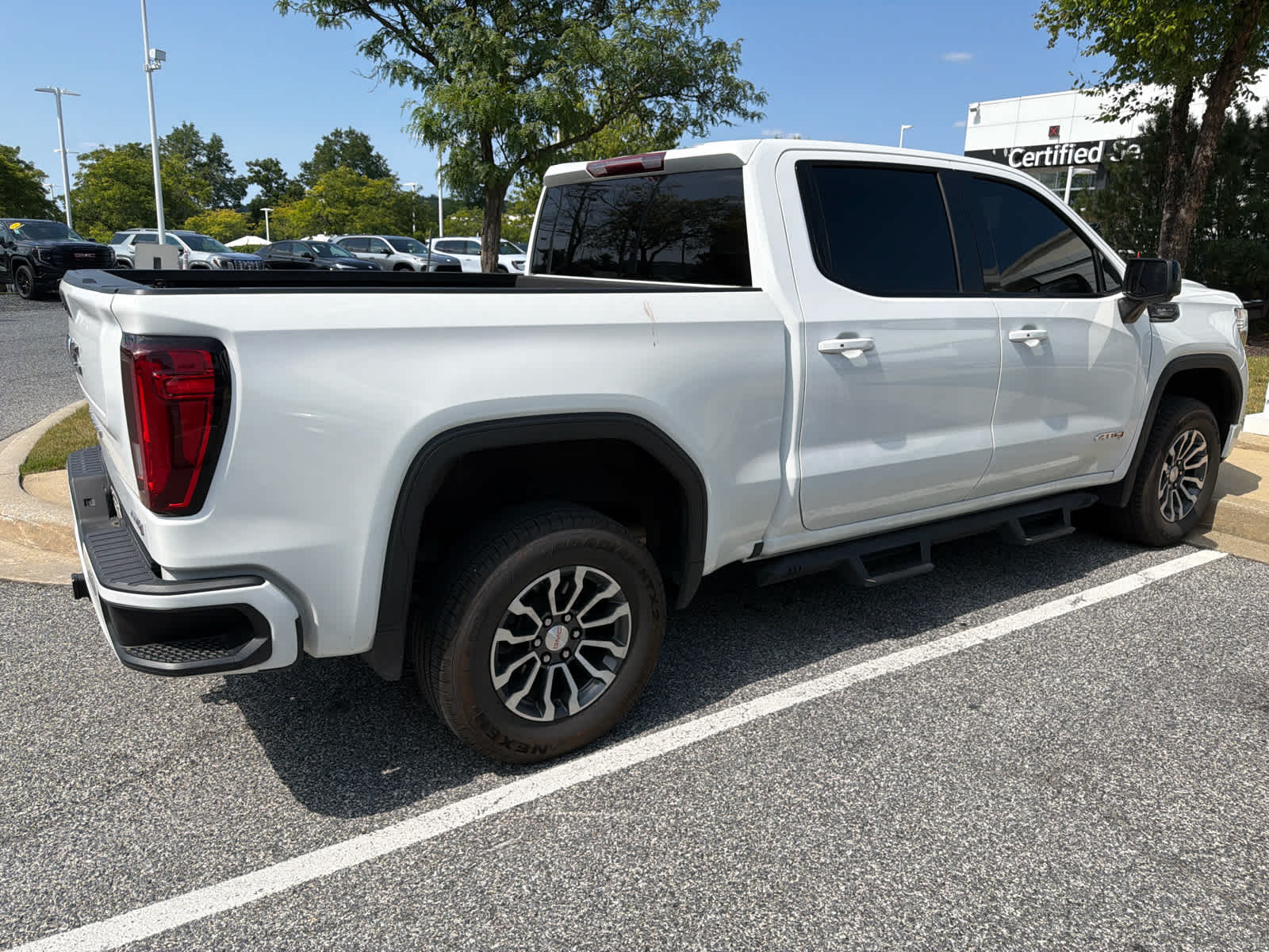 2021 GMC Sierra 1500 AT4