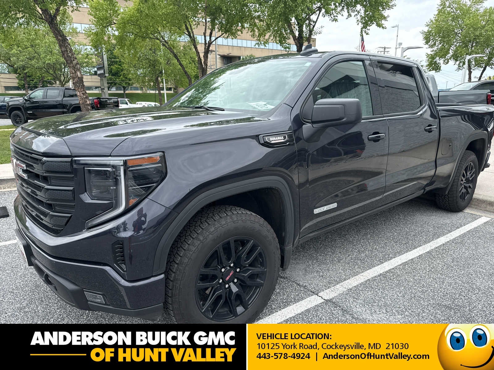 2026 GMC Sierra 4WD Crew Cab Short Box Elevation's photo