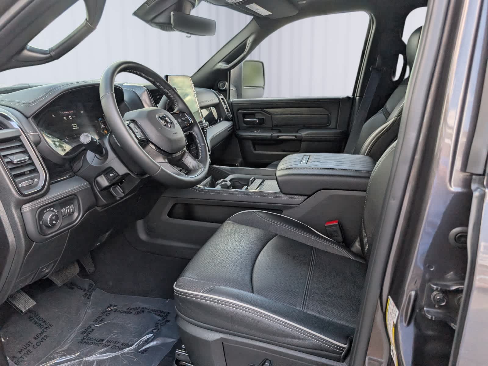 2026 RAM 2500 Limited Mega Cab 4x4 6'4" Box