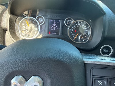 2020 RAM 2500 Tradesman Crew Cab 4x4 6'4" Box