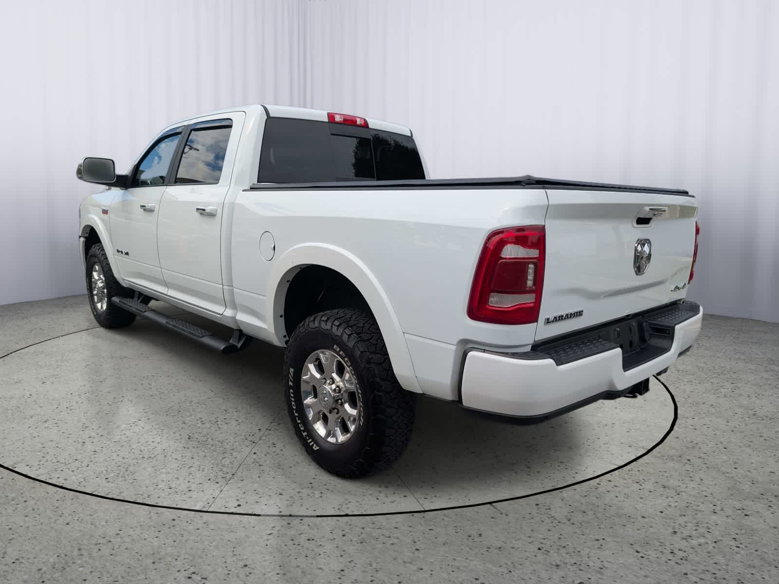 2022 RAM 2500 Laramie Crew Cab 4x4 6'4" Box
