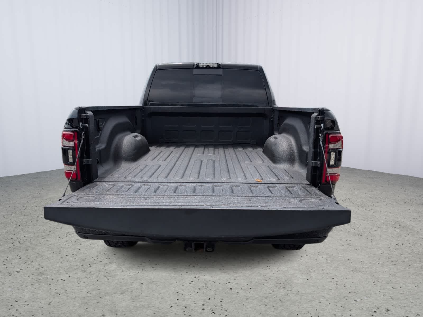 2022 RAM 2500 Laramie Crew Cab 4x4 6'4" Box