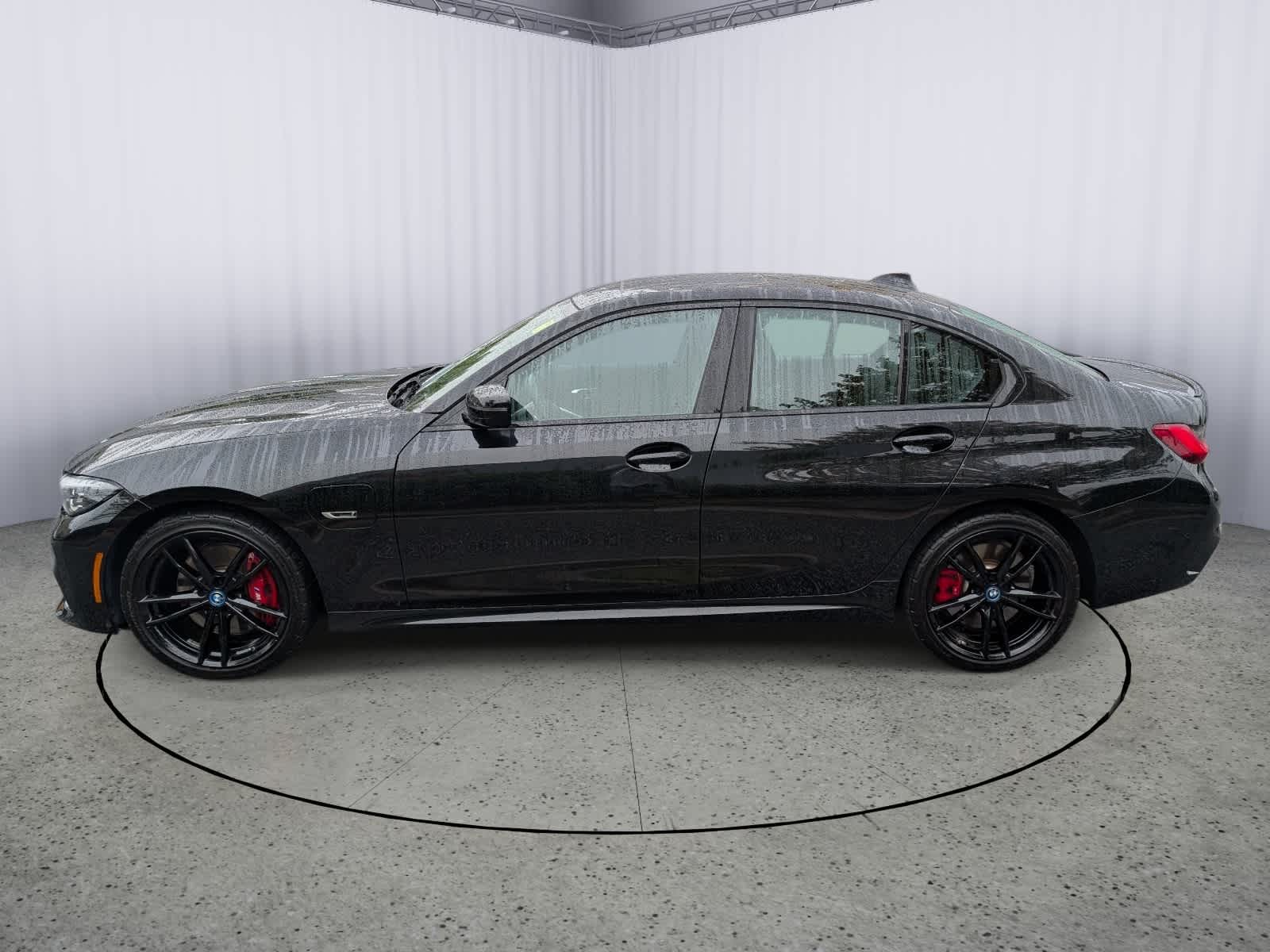 2022 BMW 330e 330e