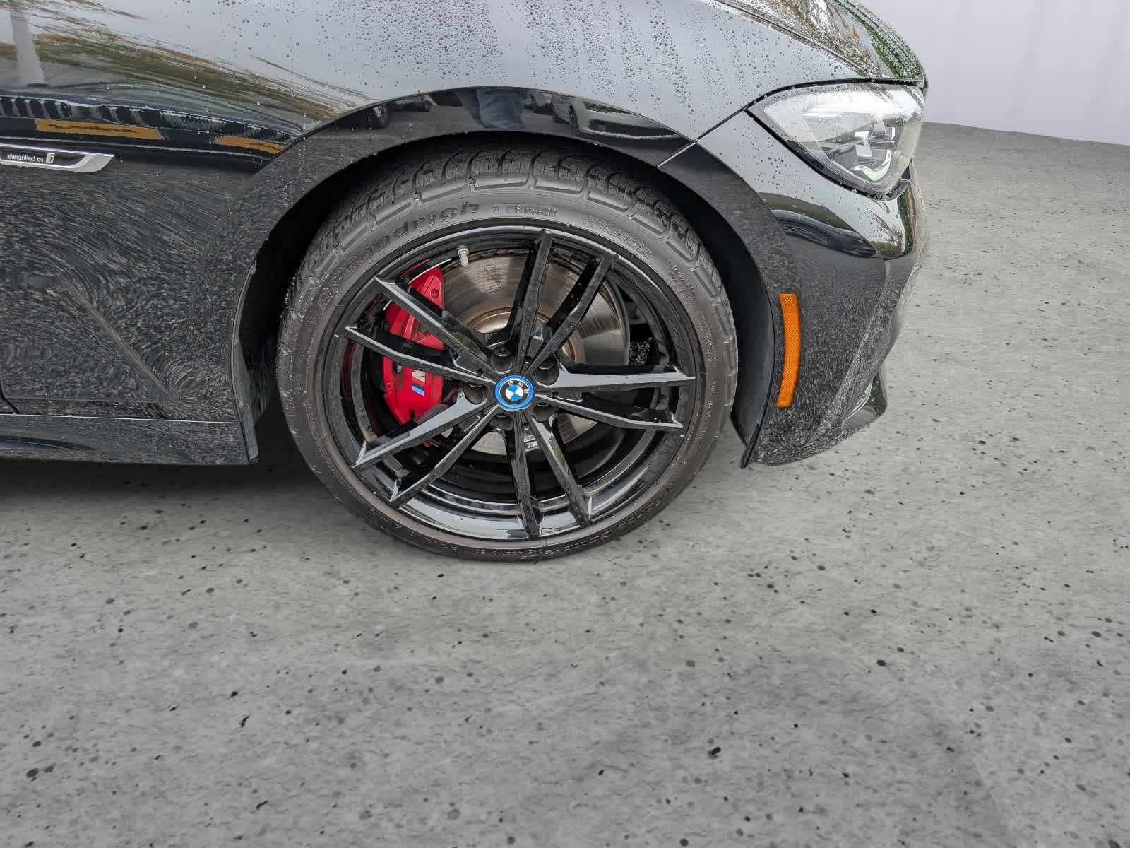 2022 BMW 330e 330e