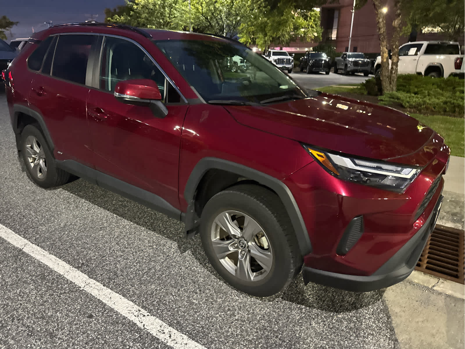 2023 Toyota RAV4 Hybrid XLE