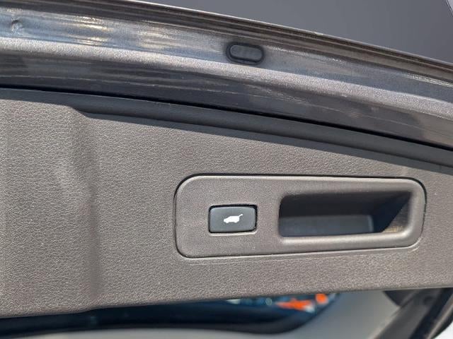 2017 Acura MDX w/Advance Pkg