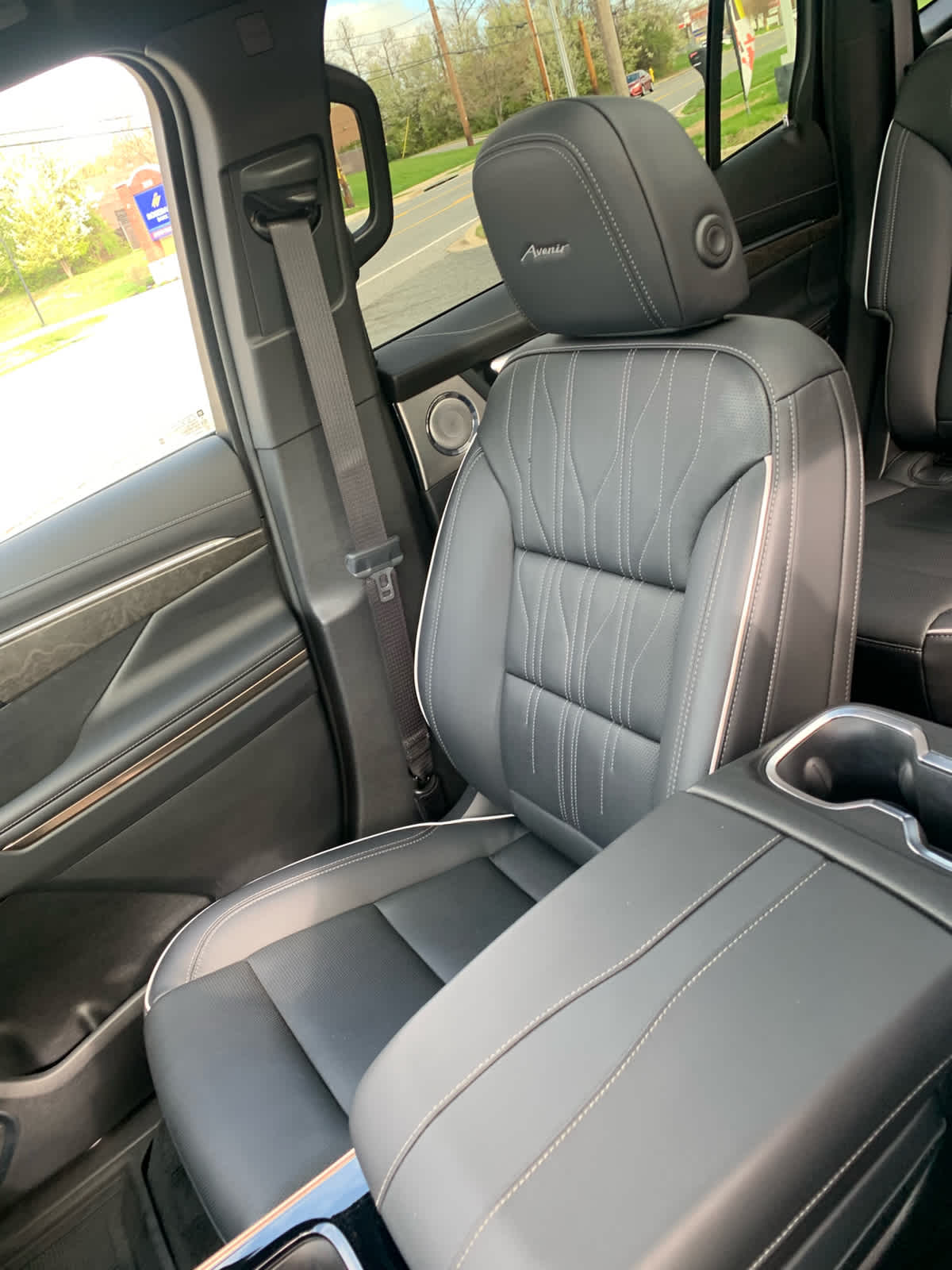 2025 Buick Enclave Avenir