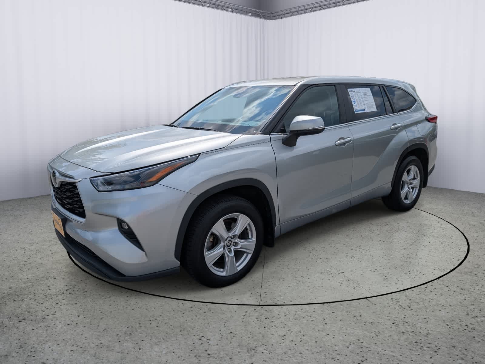 2023 Toyota Highlander LE