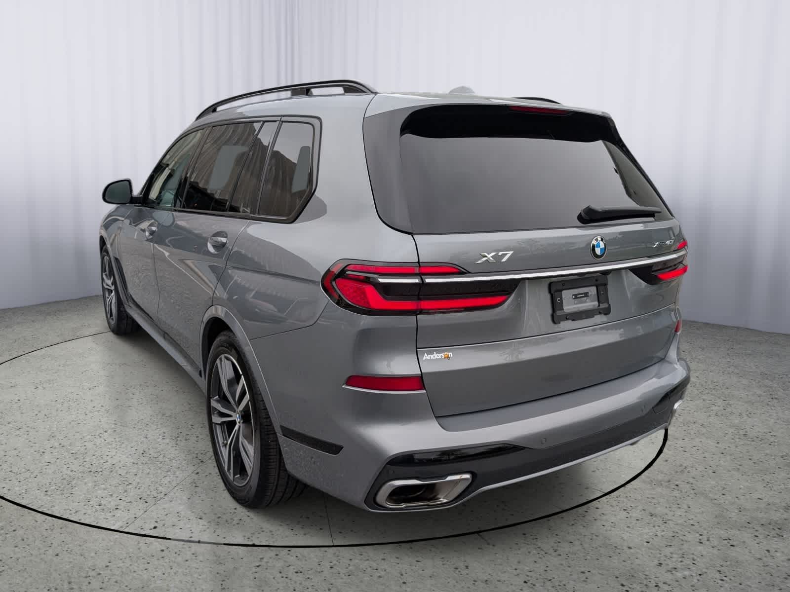 2025 BMW X7 xDrive40i