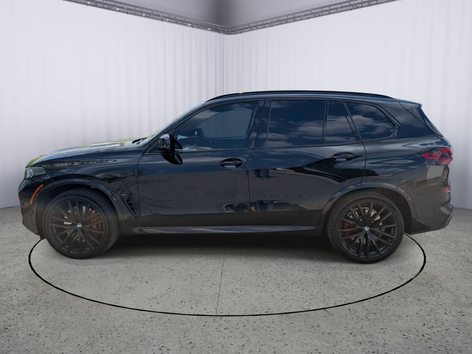 2025 BMW X5 M60i