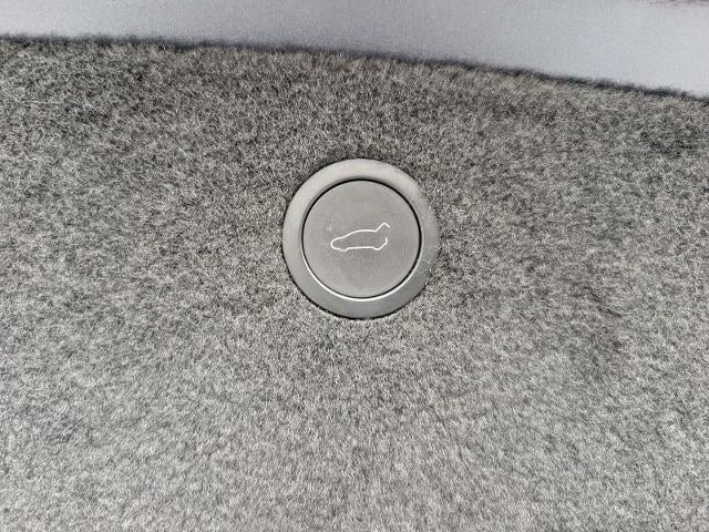 2024 Tesla Model X Base