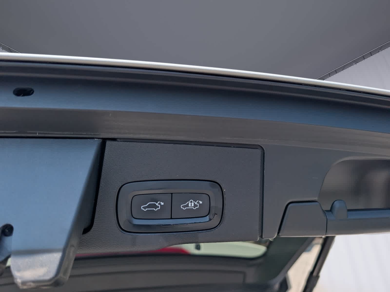 2022 Volvo XC60 B5 Inscription
