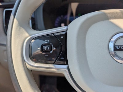 2022 Volvo XC60 B5 Inscription